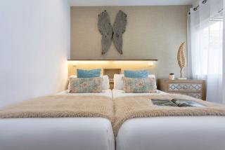 Genteel Home Santo Cristo - 2