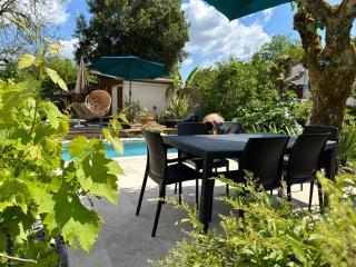 chez Marie, petit cocon avec piscine - 2