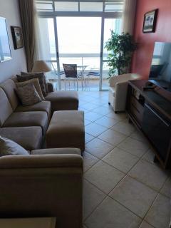 Pé na Areia 4 dormitórios BC - 1