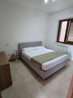 Sunset Apartments - 9