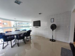 Apto de 180m vista mar, com 03 suites equipadas com ar condicionado, tvs e sacada, varanda gourmet e 02 vagas de garagem cobertas, a 50 metros da praia Tupi - Praia Grande - 9