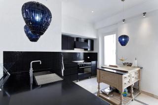 REF 1208 - Cannes - 5mins to Palais des Festivals - 4