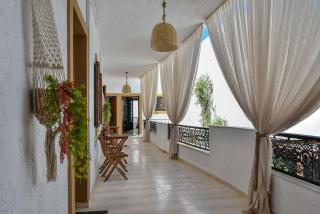 Eva Studios & Apartments - 3