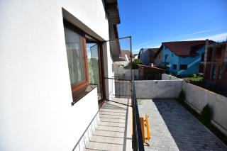 Regim Hotel Hanea jacuzzi in camera,piscina exterioara si sauna comuna - Sibiu - 4