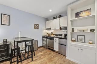 Lakeland Studio - Walk to Casinos, Restaurants And Gondola - 1