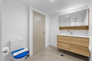 The Eton - Brand NEW Nundah Modern 1 Bedroom APT with Parking, Netflix - Brisbane - 2