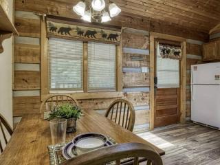 Lovers Hideaway - Romantic Getaway - Sevierville - 7