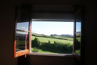 Green and Blue Cottage - Green Room - 8