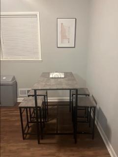 Queen Suite - Private Entrance - WiFi - 5