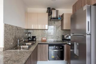 Encantador Apto en Torre de Lujo, Piscina, AC & Parking - 1