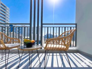 Luxurious Studio in Arjan With Balcony & Views - 4