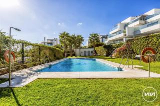 ViVi Homes - Casa Ferli Marbella Pool, Garden, Golf & Sea View - 0