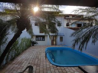 INTEIRO com 3 SUITES E PISCINA - 3