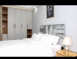 modern retreat apartment with heated swimming fully equipped gym private parking space and a relaxing rooftop with amazing city views - Nairobi - 4