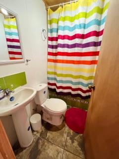 Habitación con 2 camas individuales en Hostal Taitai Las Cascadas - Puerto Octay - 4