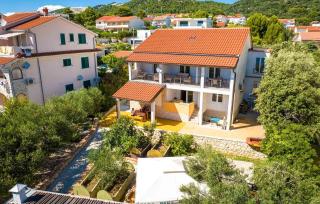 Cozy Apartment In Barbat Na Rabu - Barbat na Rabu - 9