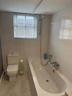 Flat1 Large modern King Bed flat, private bedroom Ryan's place - 1