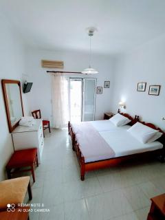 Katerinas Private Apartments - Kalamaki - 5