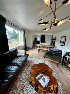 Newly Renovated Pad Near DT BZN - 2