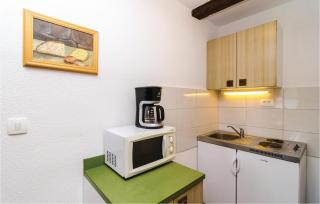 Cozy Home In Bacina With House Sea View - Baćina - 3
