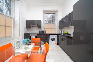 Elegant 2bed by 02 Arena, Airport with Fast Wi-Fi and Parking - Londra - 7