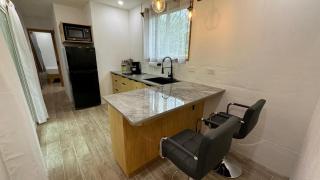 Casa Iguana - Beach Walk Bungalows - 6