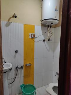 Hotel Sharjah Kashmir - Srinagar - 7