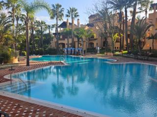 Pass the Keys Beachfront Apartment in San Pedro - Marbella - 0