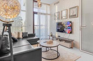 Trendy Fully Equipped Beautiful Apartment for Four near to Metro - 0