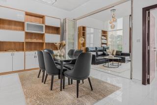 Trendy Fully Equipped Beautiful Apartment for Four near to Metro - 9