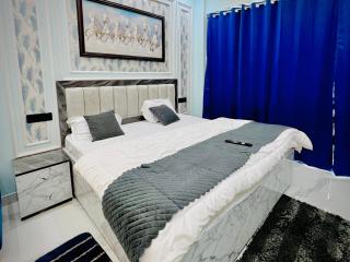 Skylight Studio - Ghaziabad - 0