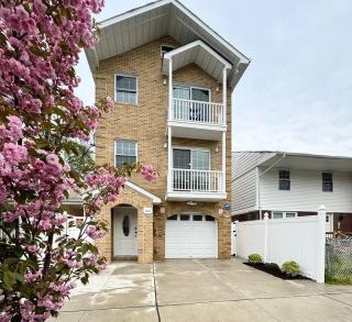 3bed2bth Luxe W Free Parking & Quick Nyc Access - 5