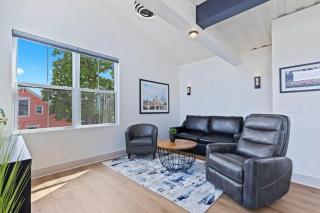 Indy Stadium Villa 711 T - 2