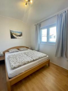 Apartments Eni - Vodice (Vodizze) - 1