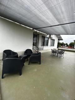 CASA MUY COMODA A METROS DEL SANTUARIO Y ECOPARQUE - San Nicolás de los Arroyos - 2