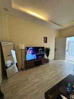 استديو انيق ومريحه وهادي بحي اليرموك - Riade - 2