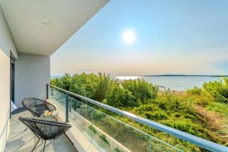 Beachfront Villa Jugo with Seaview - Privlaka - 7