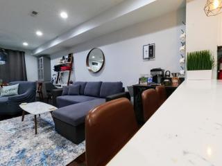 Modern, Chic, 3bd, Metro Accessible and Free Parking - Washington - 0