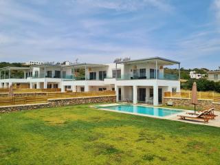 The 4th Seaview Villas - 1