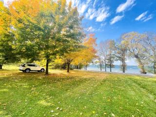 Prince Edward County Beachfront Retreat - 2