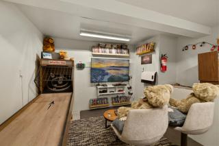 Alpine Retreat - Hot Tub, Deck, Fire Pit, Barbecue - Big Bear Lake - 2