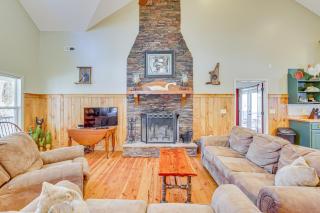 Fish, Hike and Relax Marietta Gem with River Access! - Marietta - 6