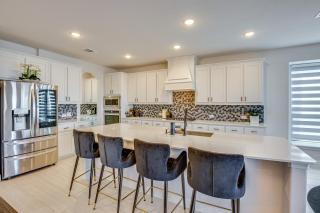 6 Mi to Lake Lewisville Chic Retreat in Frisco! - 4