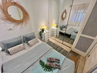 Sunny terrace & Heated pool - Playa de las Americas - 7