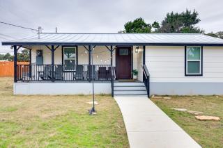 2 Mi to Canyon Lake Cottage with Fire Pit and Grill - 8