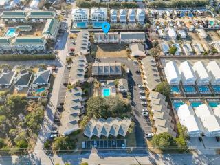 Woodland Shores 42 near beach sleeps 7 - Destin - 1