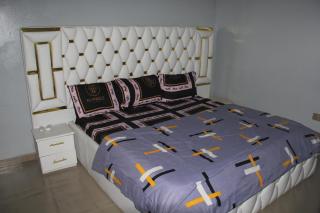 London touch great 2bedroom with free WiFi 24hr light N75,000 - Port Harcourt - 4