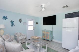 MT Under the Sea #4 by Sun Palace Vacations - Fort Myers Beach - 2
