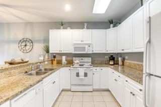 Golfers Paradise Myrtle Beach Condo with Pool! - Myrtle Beach - 2