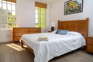 Sea and Summit Suite #2 - 6